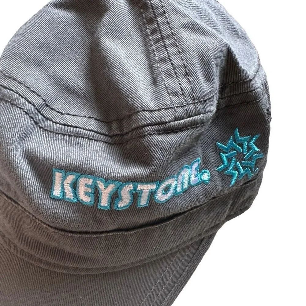 Grey and Teal Keystone hat